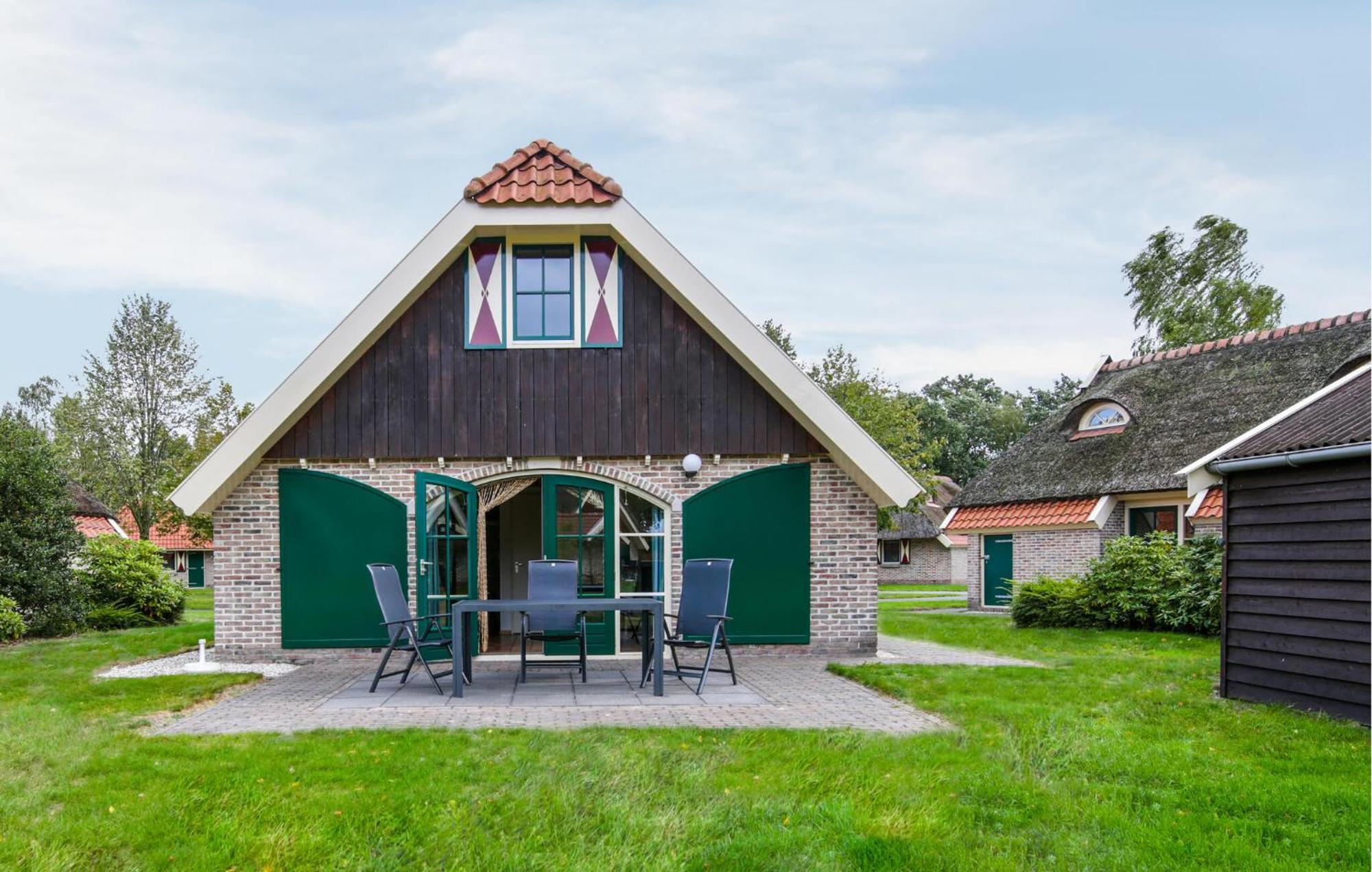 Amazing Home In Ijhorst With Kitchen Esterno foto